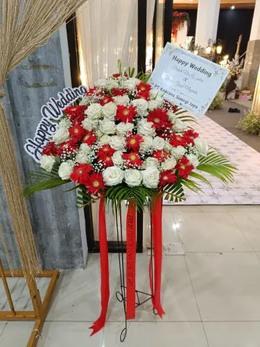 Krans Bunga Duka rumahdukayossudarsopalangkaraya Termurah di Rumah Duka Yos Sudarso Palangkaraya