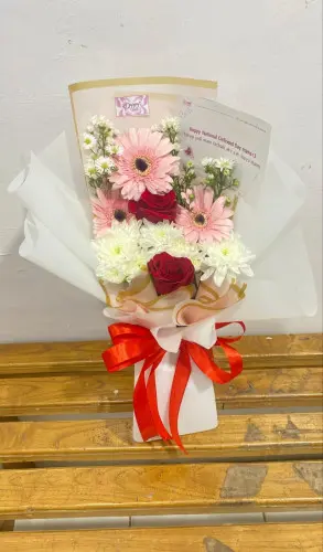 Tersedia Buket Bunga Artifical, Buket Uang & Buket Snack | King Florist di Rumah Duka Yos Sudarso Palangkaraya